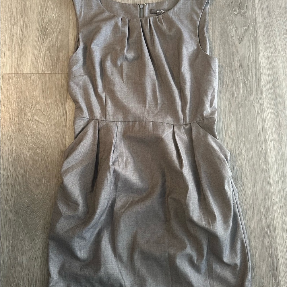 Elegant Gray Sleeveless Dress